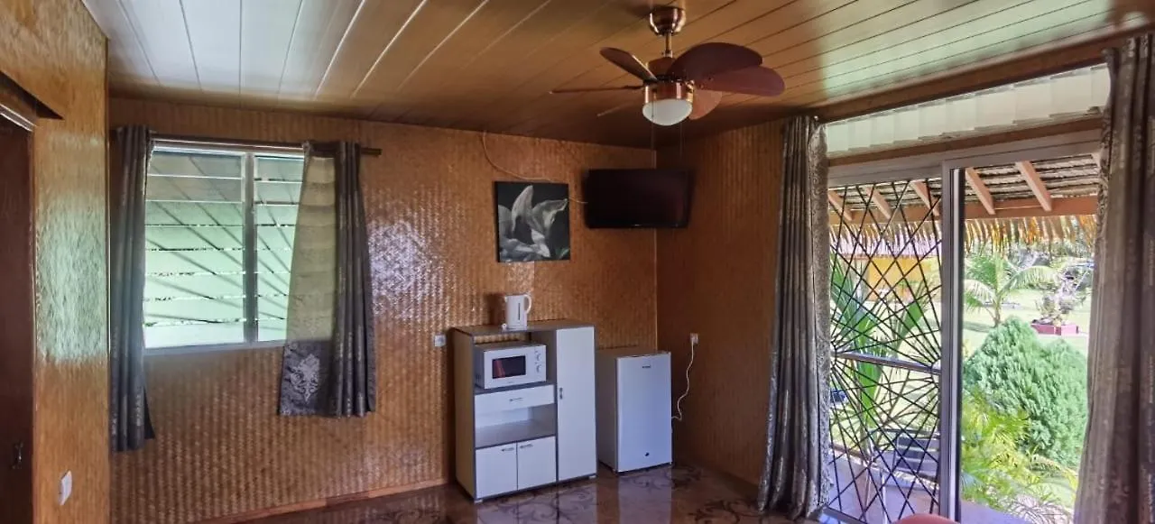 Parea Rops Location Huahine 아파트